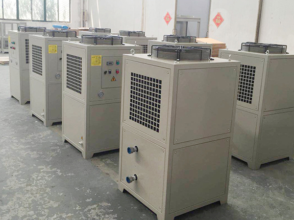 冷油機多長時間清理